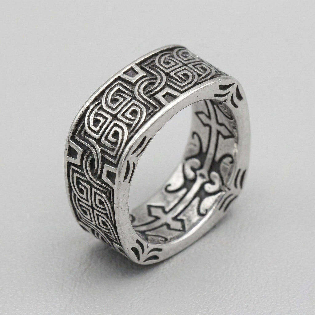 Celtic Knot Band Ring Celtic Labyrinth Band Ring