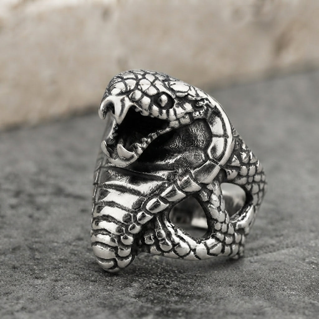 Viper Strike Ring