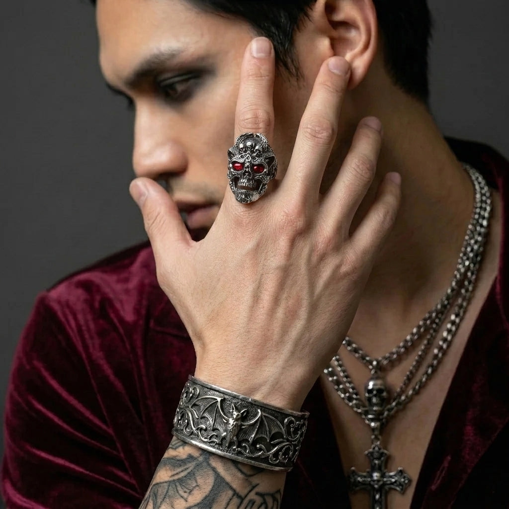 Antiqued Multi-Skull Ring
