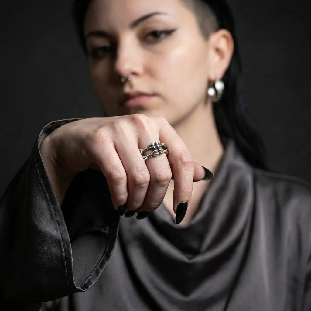Skeleton Bone Link Ring