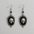 Grave keeper Skull Earrings