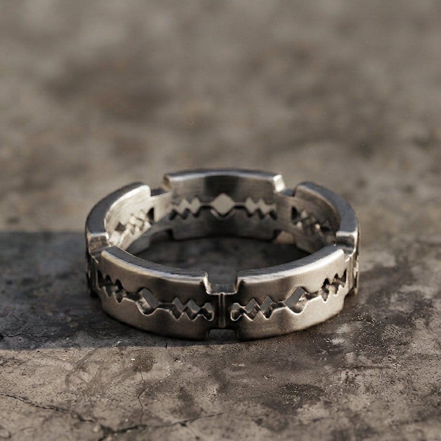 Serrated Blade Cut-Out Silver Band Ring