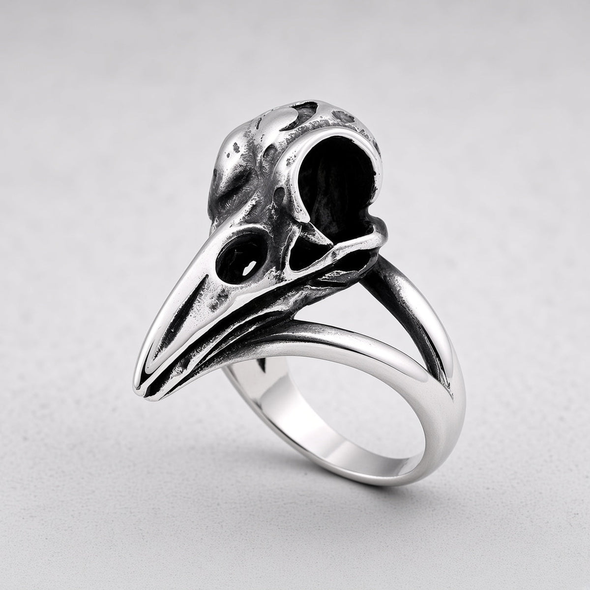Raven Skull Beak Ring
