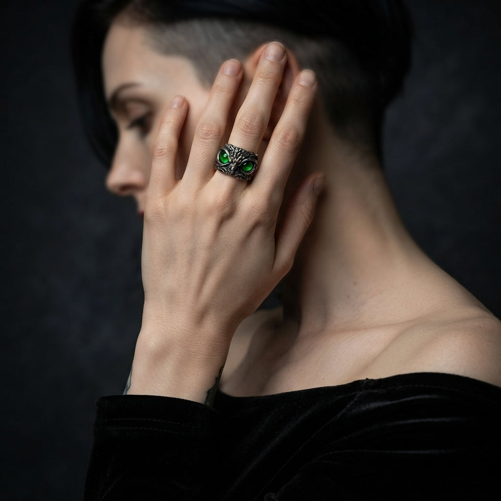 Owl Face Ring (Green Eyes)