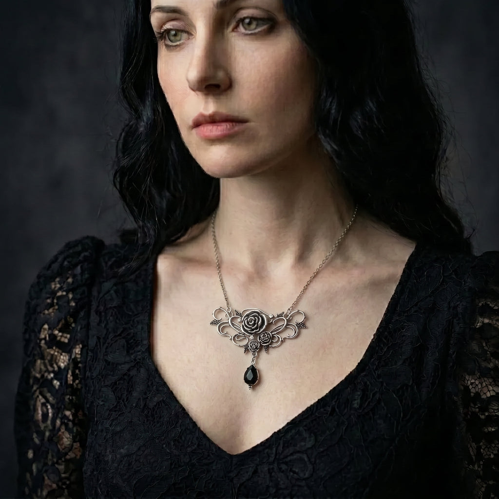 The Victorian Rose Necklace